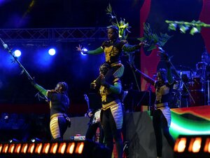 Presentaci&oacute;n Bloom's Dance Crew, finalistas Mejor Grupo de Baile - Gran Final TalenPro 2025