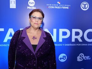 Any Tovar - Alfombra Azul TalenPro 2025